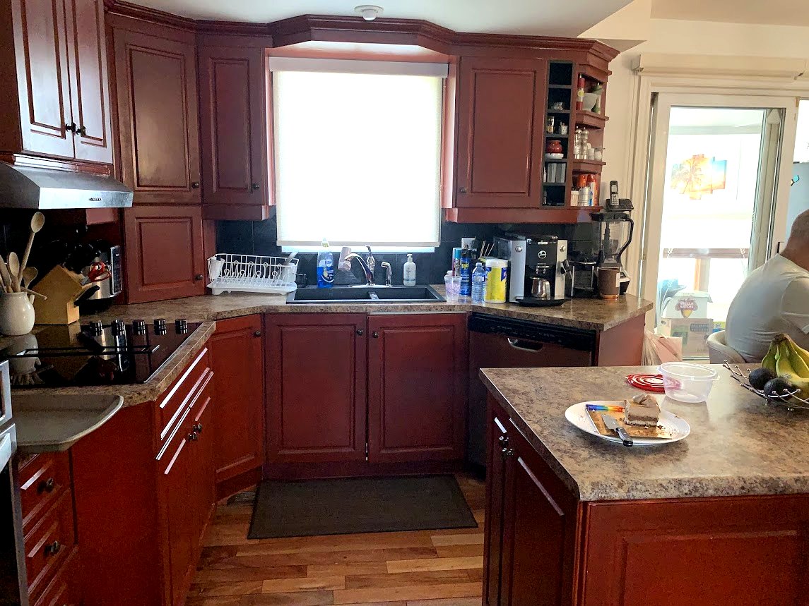 Avant - Cuisine Demers